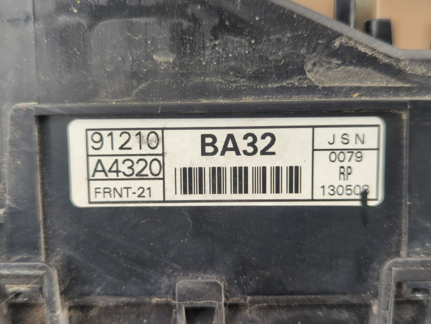 2014-2015 Kia Rondo Fusebox Fuse Box Panel Relay Module P/N:91210 A4320 Fits Fits 2014 2015 OEM Used Auto Parts - Oemusedaut