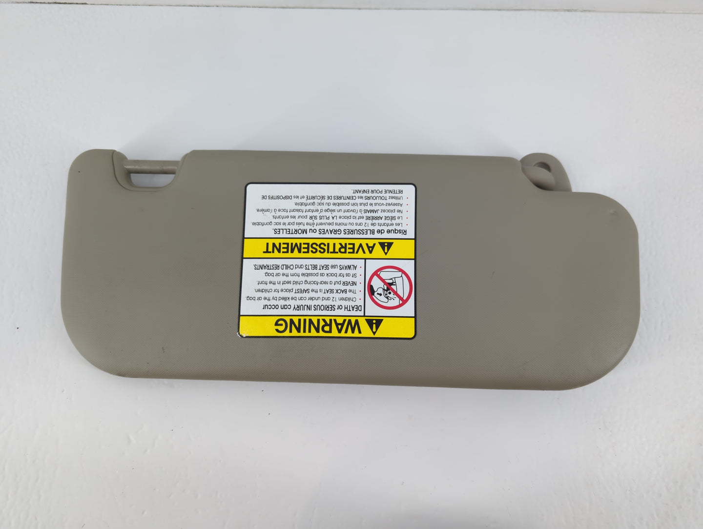 2014-2017 Kia Rondo Sun Visor Shade Replacement Driver Left Mirror Fits Fits 2014 2015 2016 2017 OEM Used Auto Parts - Oemus