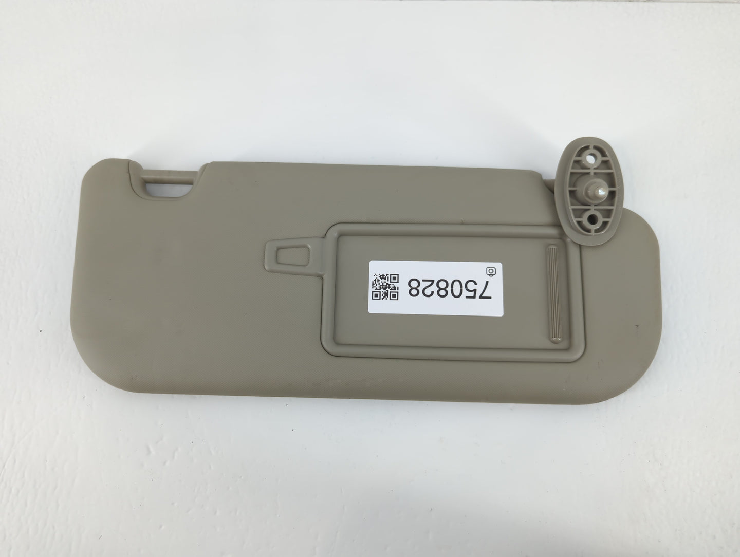2014-2017 Kia Rondo Sun Visor Shade Replacement Passenger Right Mirror Fits Fits 2014 2015 2016 2017 OEM Used Auto Parts - O