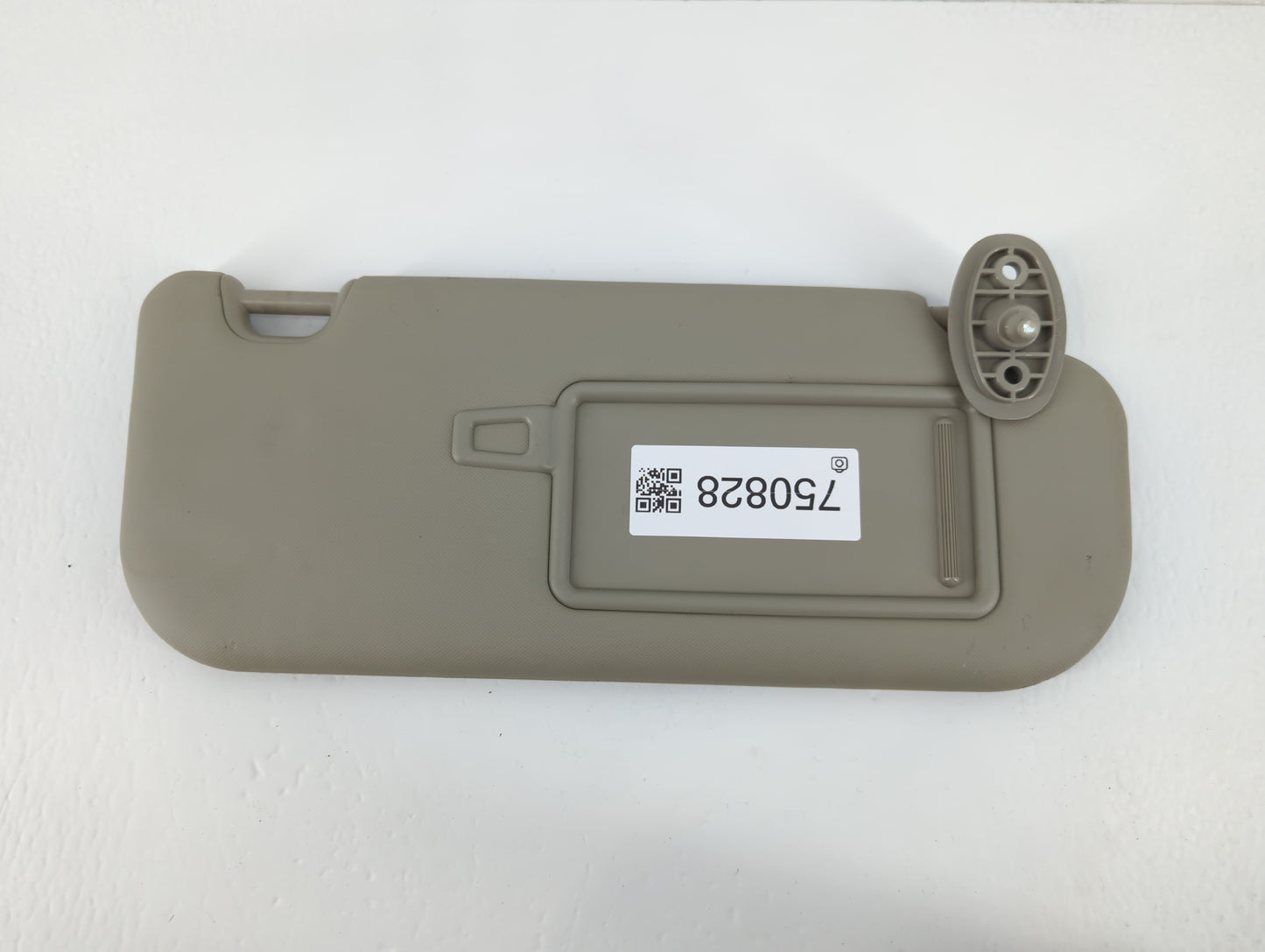 2014-2017 Kia Rondo Sun Visor Shade Replacement Passenger Right Mirror Fits Fits 2014 2015 2016 2017 OEM Used Auto Parts - O