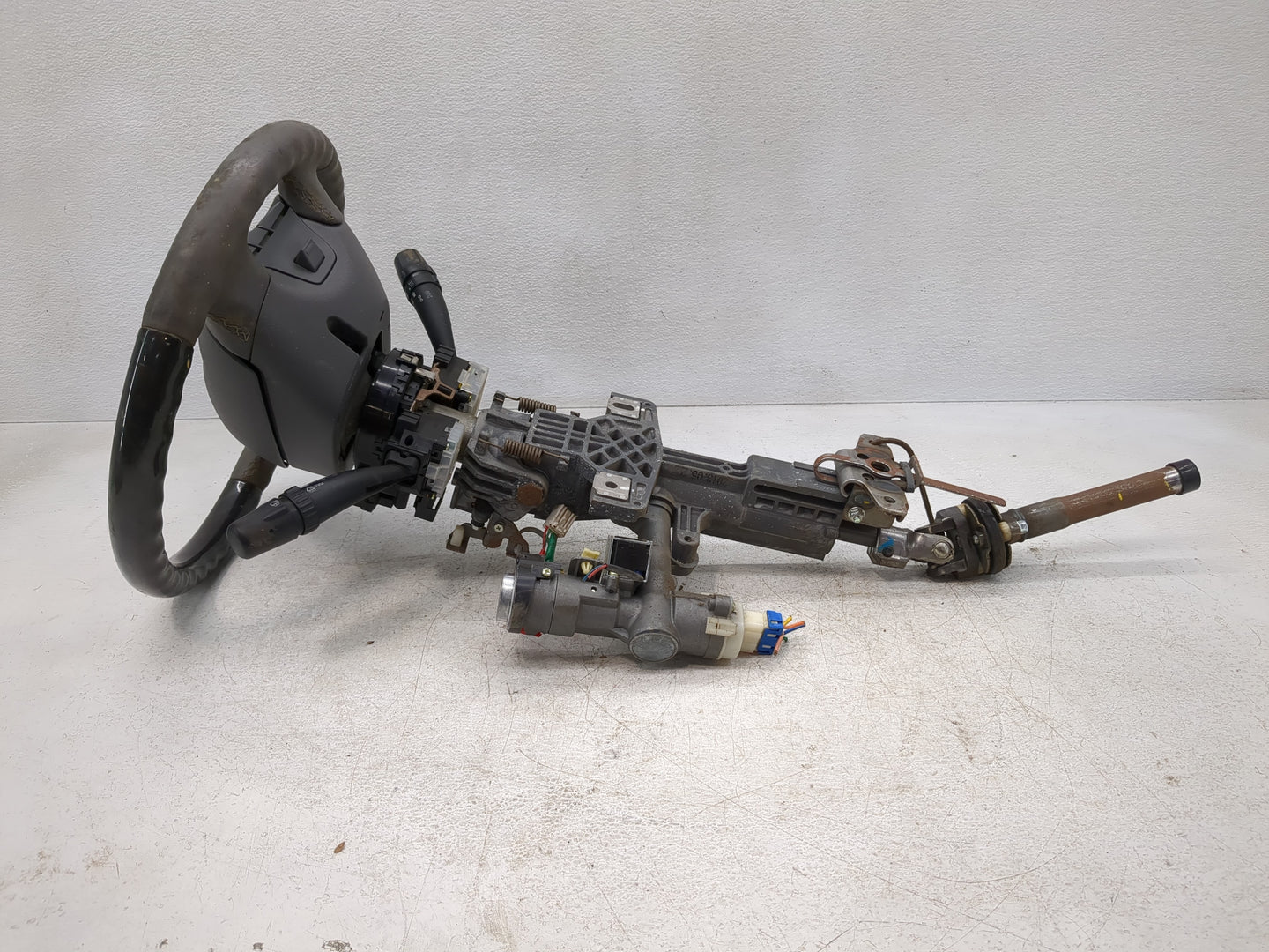 2014 Kia Sedona Steering Wheel Oem - Oemusedautoparts1.com
