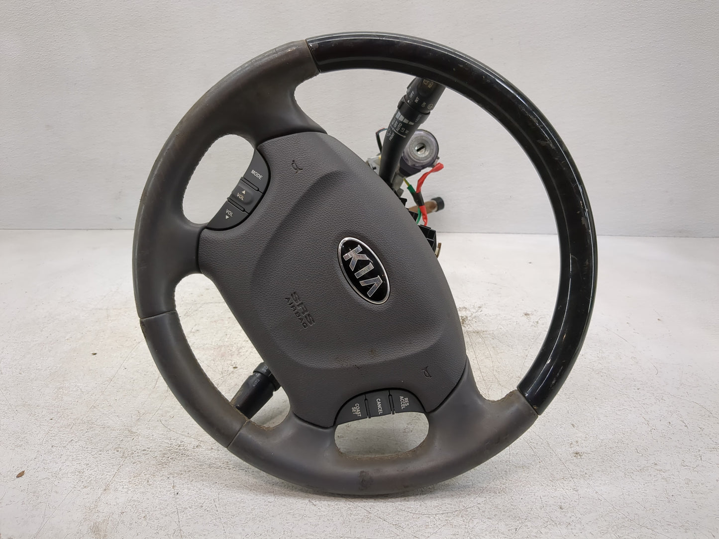 2014 Kia Sedona Steering Wheel Oem - Oemusedautoparts1.com