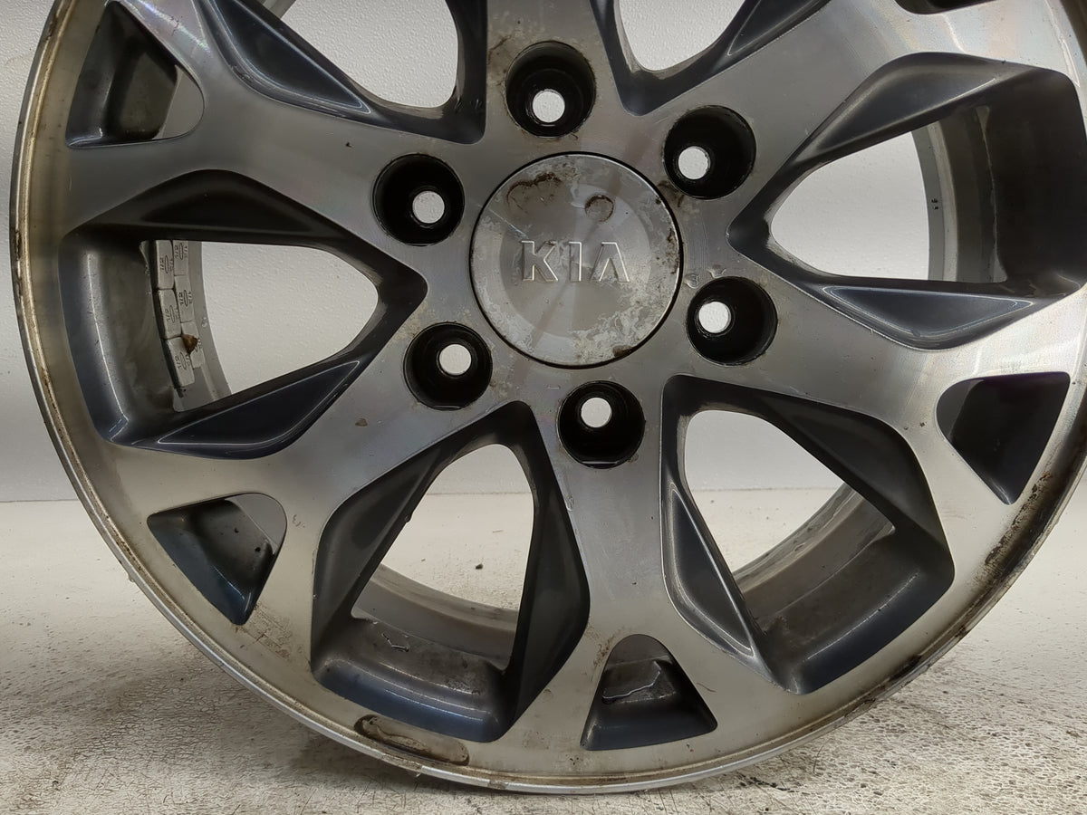2014-2014 Kia Sedona Oem Wheel Rim 1253076 - Oemusedautoparts1.com