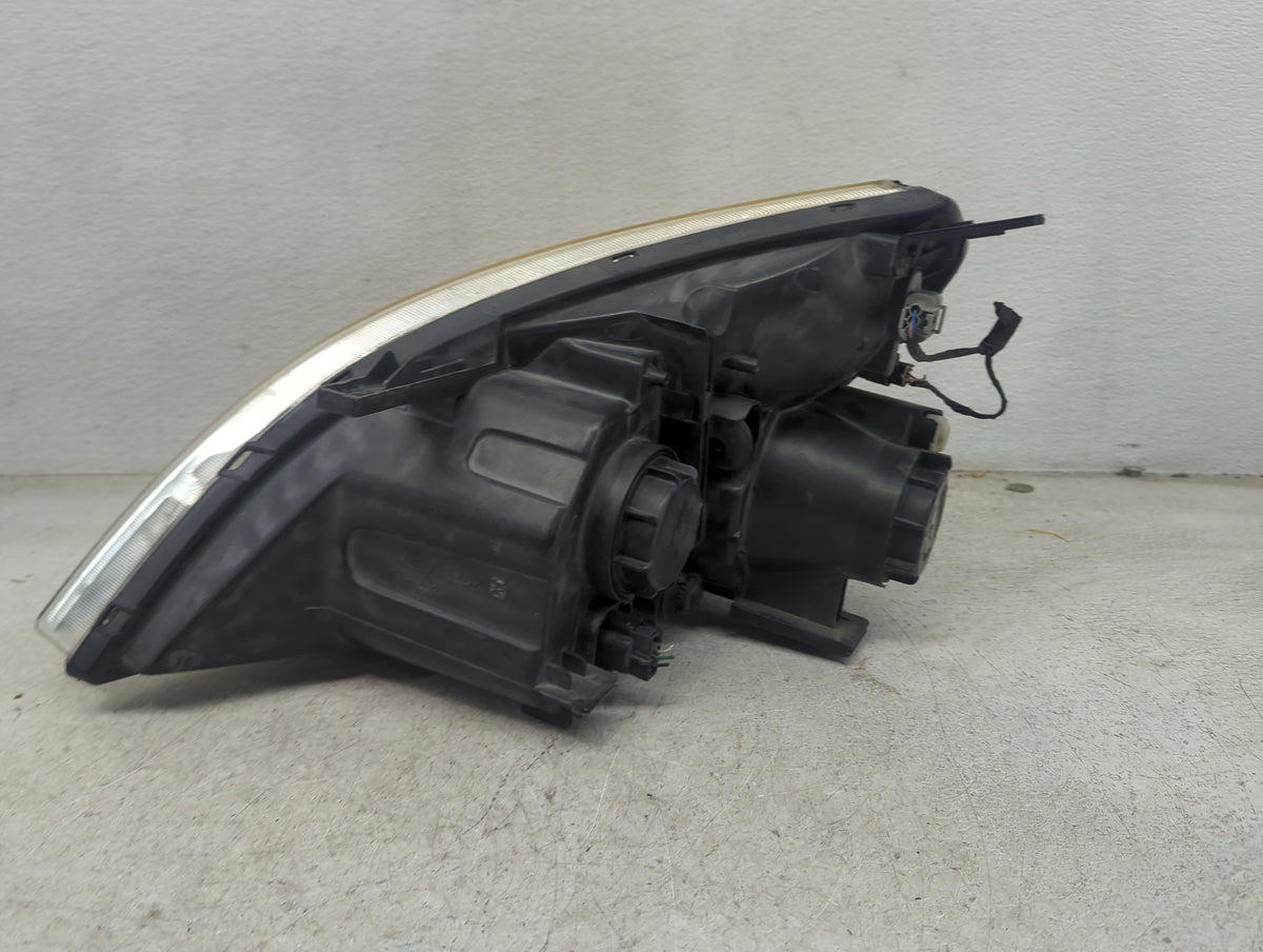 2014-2014 Kia Sedona Passenger Right Oem Head Light Headlight Lamp - Oemusedautoparts1.com