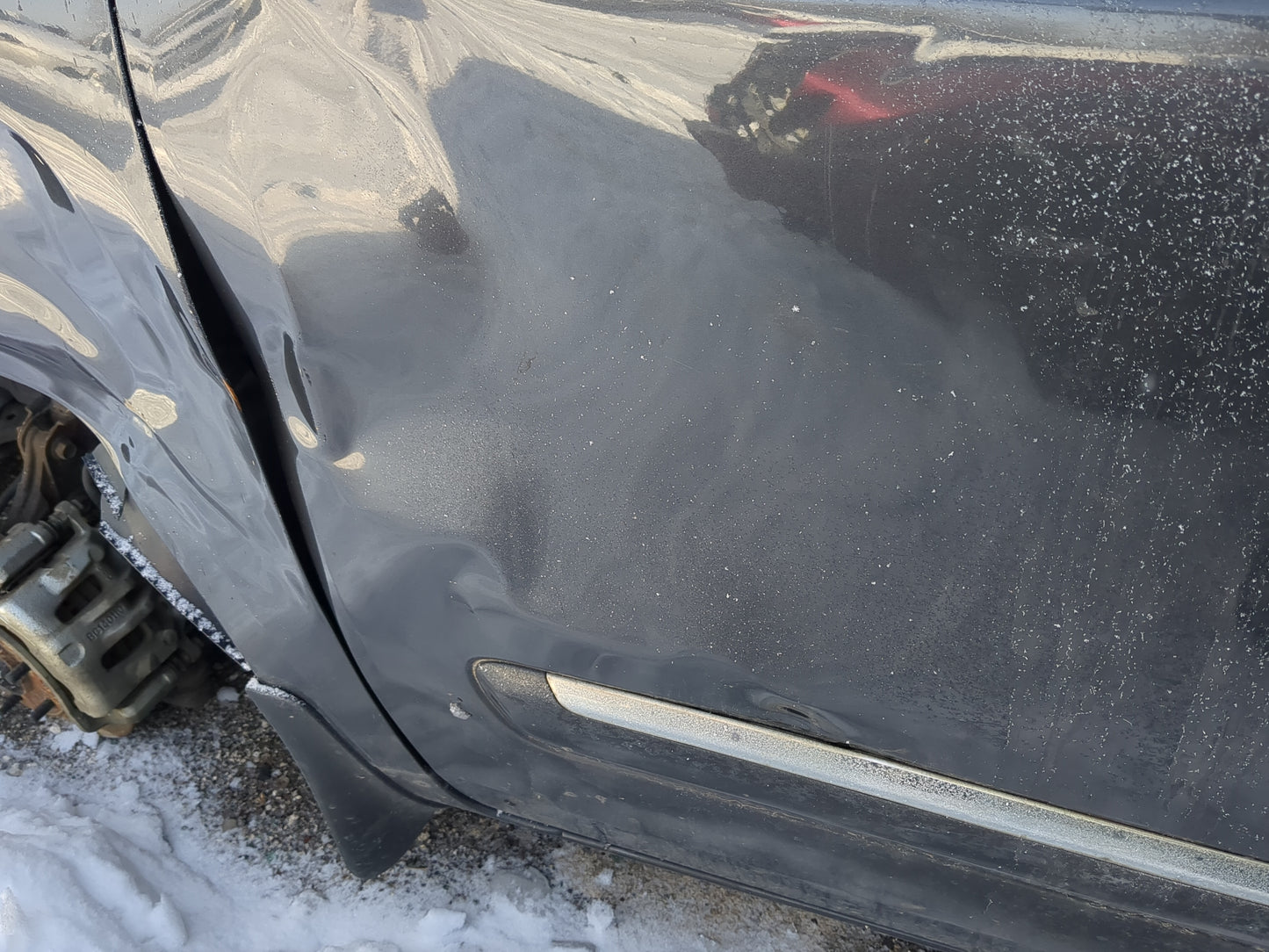2011-2014 Kia Sedona Driver Front Door Oem - Oemusedautoparts1.com