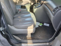 2010-2014 Kia Sedona Passenger Front Seat Oem - Oemusedautoparts1.com