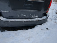 2006-2014 Kia Sedona Rear Bumper Assembly Oem - Oemusedautoparts1.com