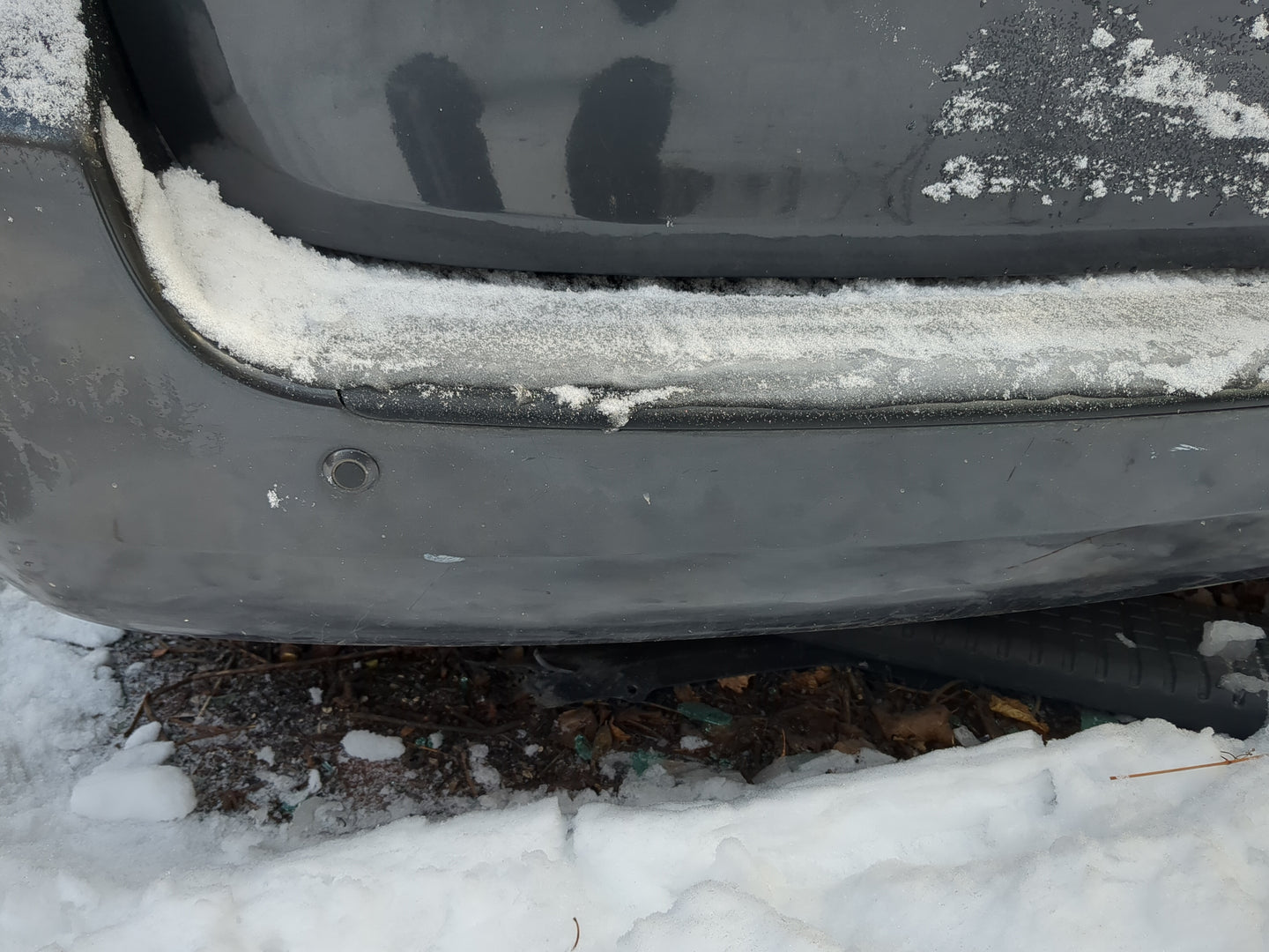 2006-2014 Kia Sedona Rear Bumper Assembly Oem - Oemusedautoparts1.com