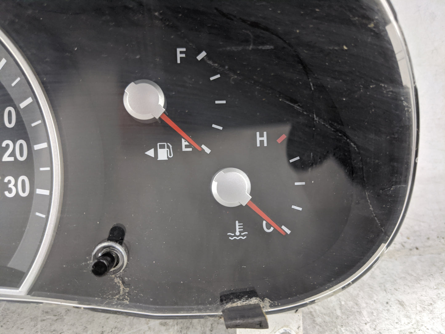 2011-2014 Kia Sedona Instrument Cluster Speedometer Gauges P/N:94011-4D080 Miles:236K Fits Fits 2011 2012 2014 OEM Used Auto