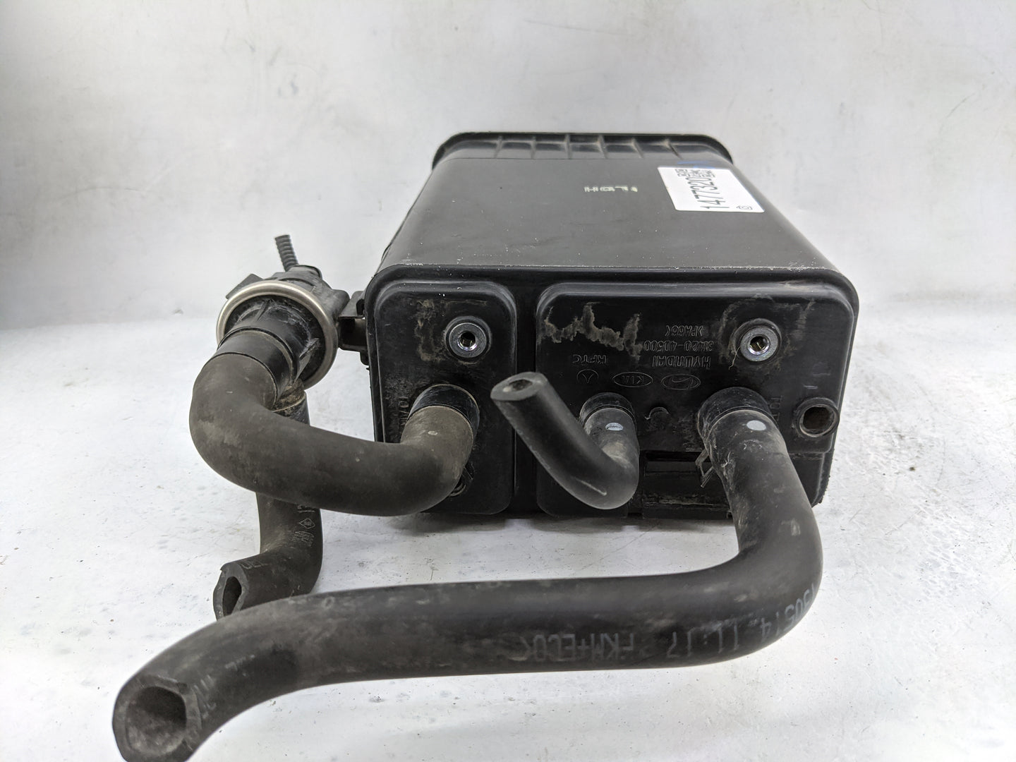 2014 Kia Sedona Fuel Vapor Charcoal Canister - Oemusedautoparts1.com