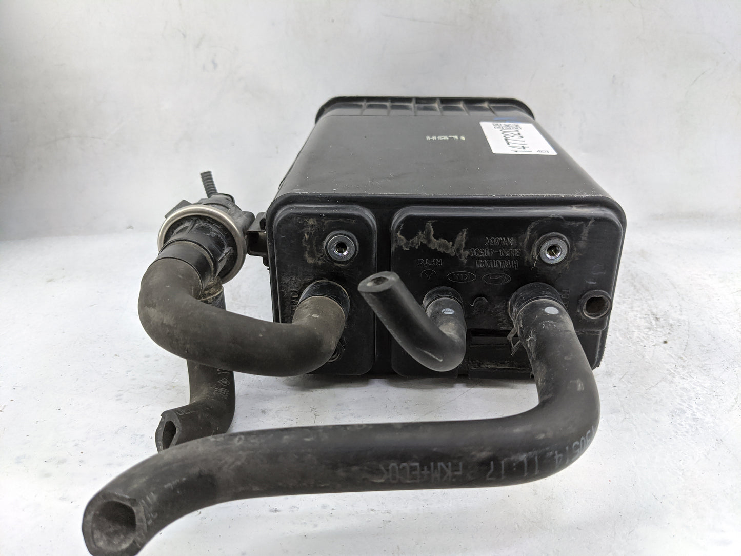 2014 Kia Sedona Fuel Vapor Charcoal Canister - Oemusedautoparts1.com