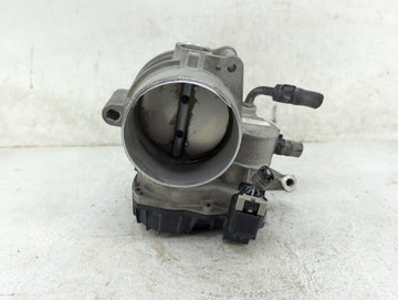 2011-2014 Kia Sedona Throttle Body P/N:35100-3C700 28099075 Fits Fits 2010 2011 2012 2013 2014 OEM Used Auto Parts - Oemused