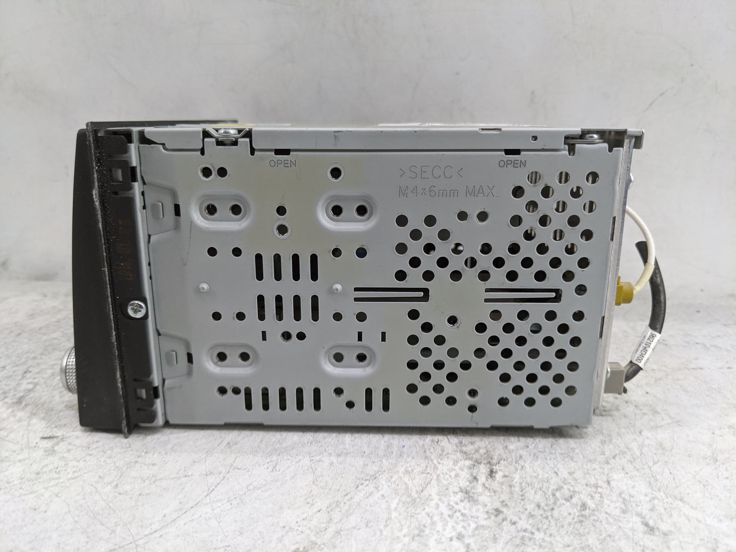 2011-2014 Kia Sedona Radio AM FM Cd Player Receiver Replacement P/N:96130-4DBBJ 961304DBBJ Fits Fits 2011 2012 2014 OEM Used