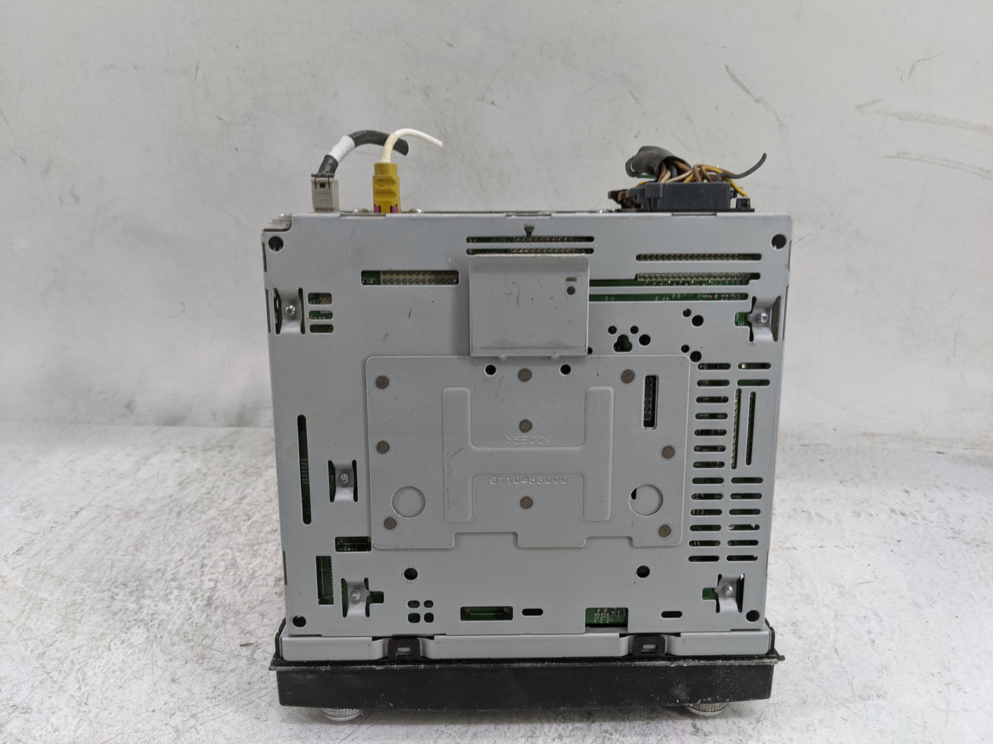 2011-2014 Kia Sedona Radio AM FM Cd Player Receiver Replacement P/N:96130-4DBBJ 961304DBBJ Fits Fits 2011 2012 2014 OEM Used