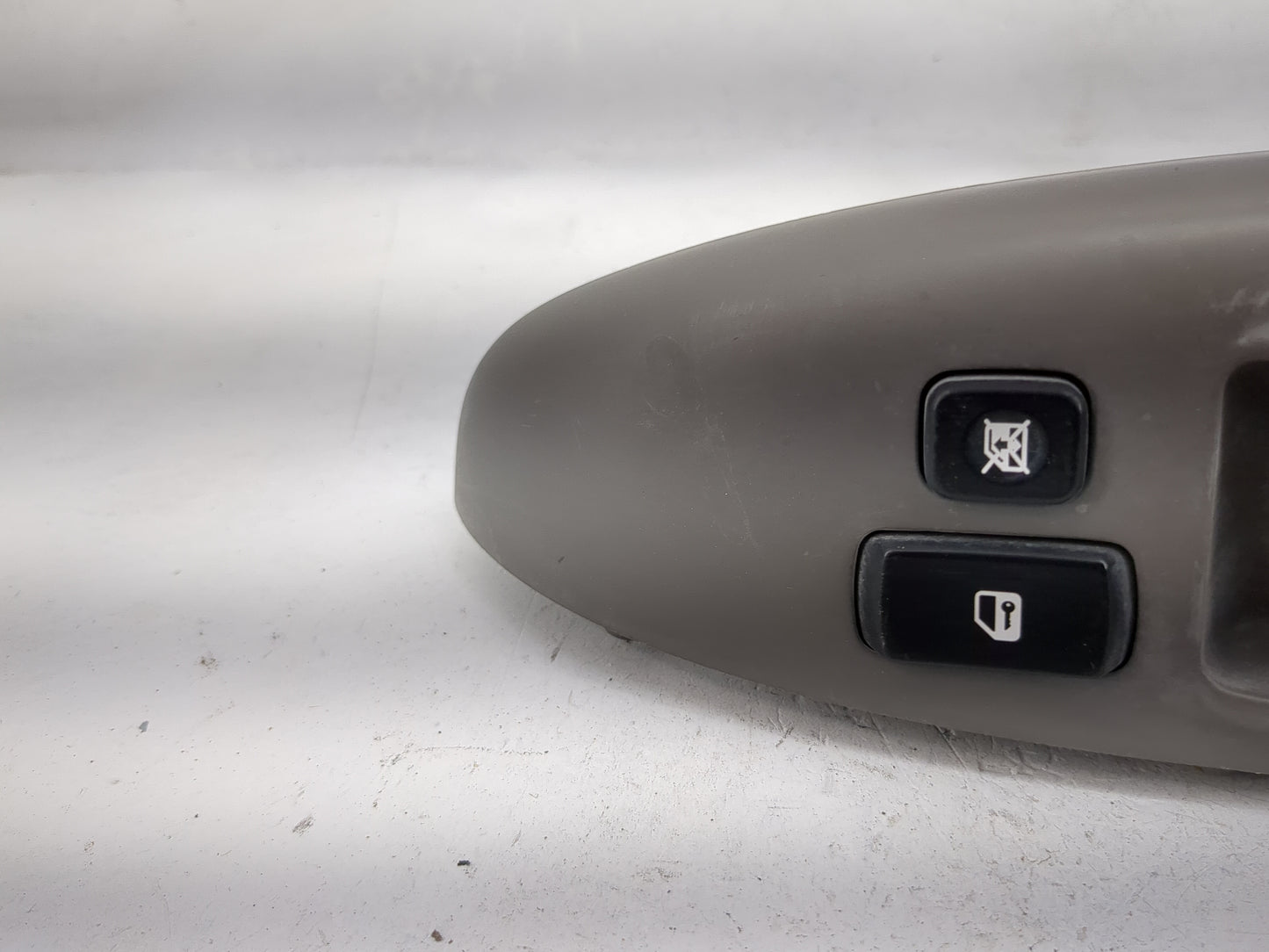 2006-2014 Kia Sedona Master Power Window Switch Replacement Driver Side Left P/N:202004543 Fits OEM Used Auto Parts - Oemuse