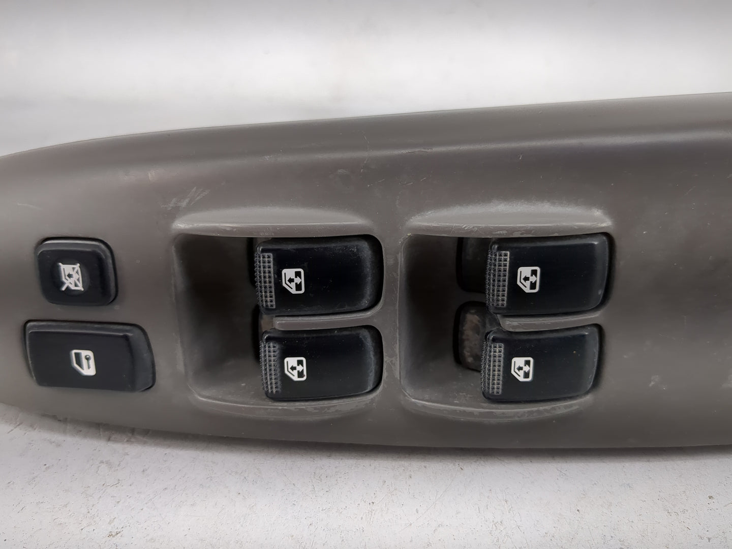 2006-2014 Kia Sedona Master Power Window Switch Replacement Driver Side Left P/N:202004543 Fits OEM Used Auto Parts - Oemuse