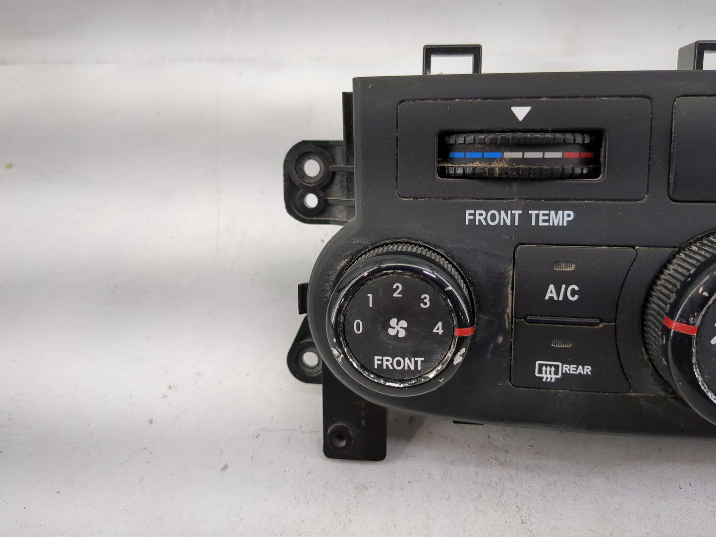 2014 Kia Sedona Climate Control Module Temperature AC/Heater Replacement P/N:A40P02JAN030411 Fits OEM Used Auto Parts - Oemu