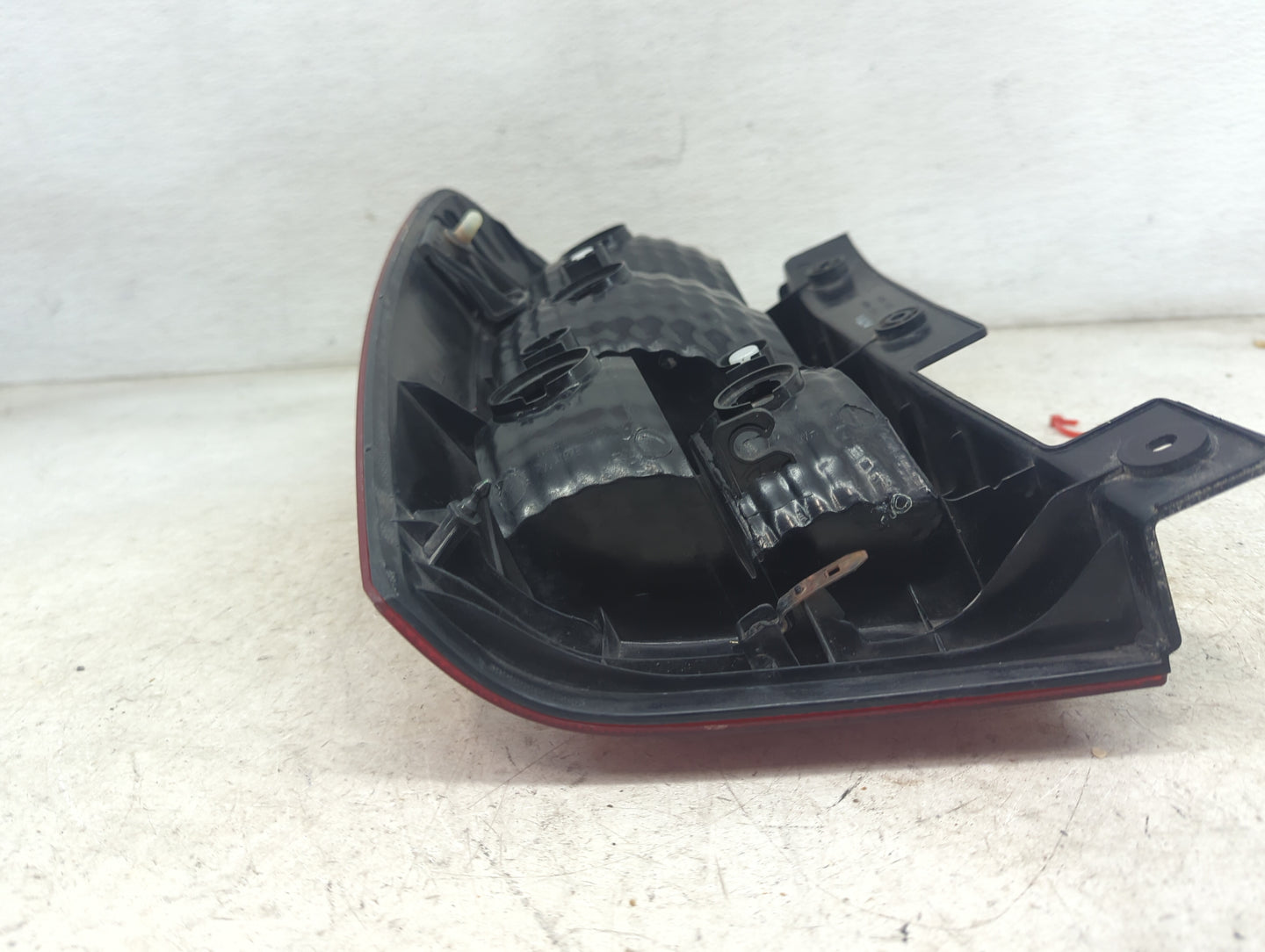 2010-2014 Kia Sedona Tail Light Assembly Passenger Right OEM Fits Fits 2007 2008 2009 2010 2011 2012 2014 OEM Used Auto Part