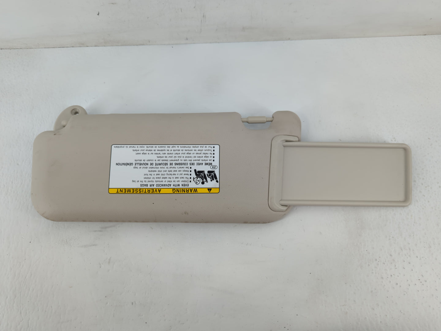 2011-2014 Kia Sedona Passenger Side View Mirror - Right Door Mirror OEM Used - Oemusedautoparts1.com
