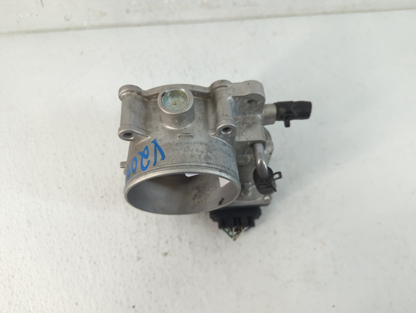 2014-2018 Kia Sorento Throttle Body P/N:35100-3CAA0 Fits Fits 2012 2013 2014 2015 2016 2017 2018 OEM Used Auto Parts - Oemus