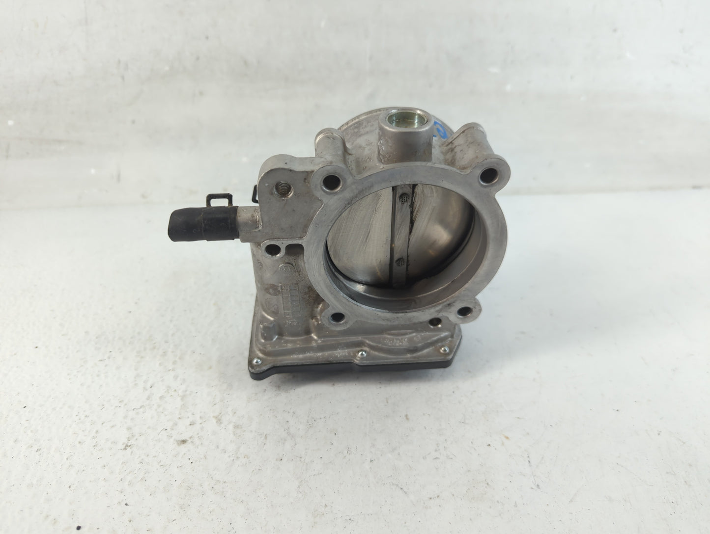 2014-2018 Kia Sorento Throttle Body P/N:35100-3CAA0 Fits Fits 2012 2013 2014 2015 2016 2017 2018 OEM Used Auto Parts - Oemus