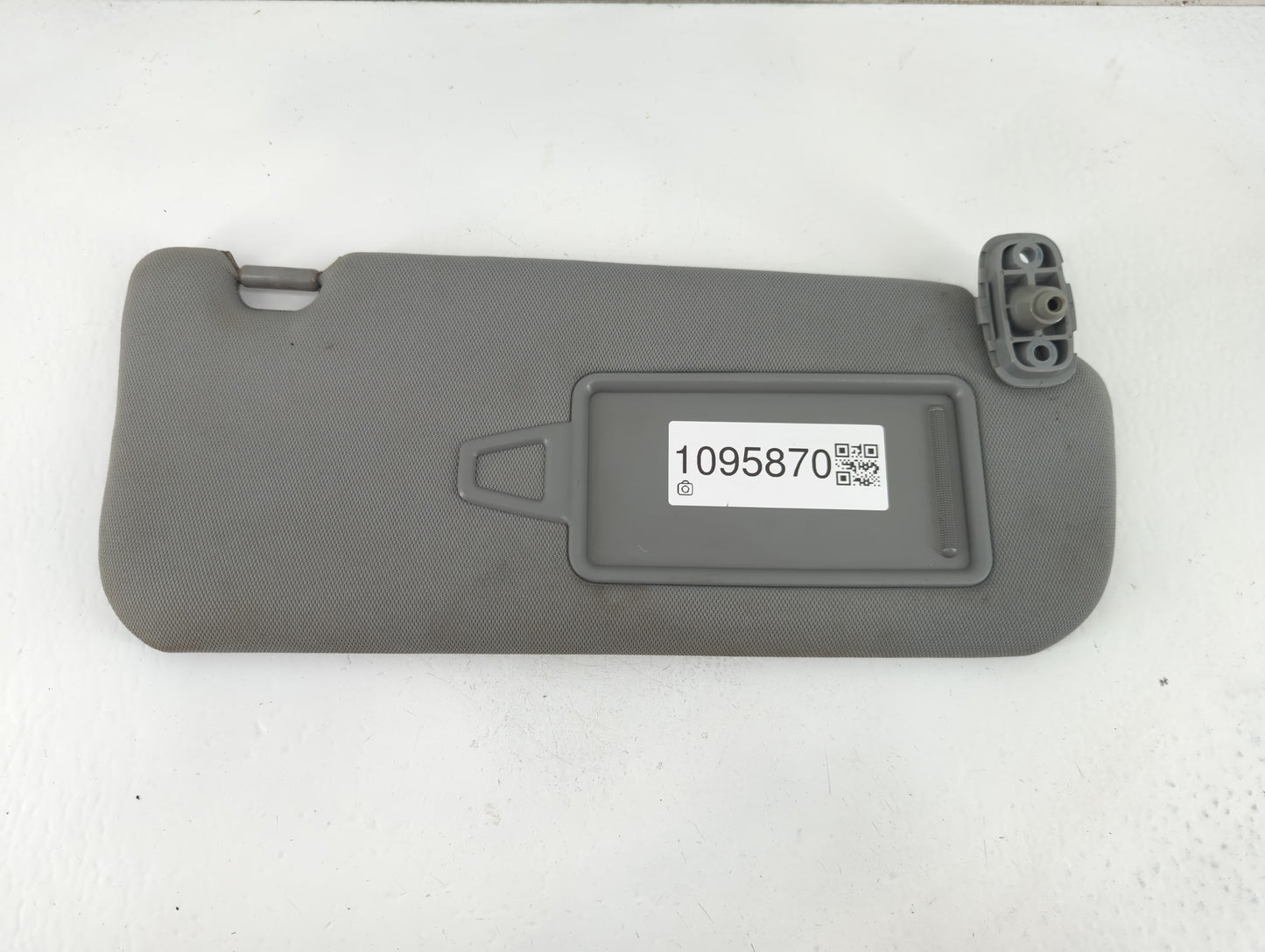2011-2015 Kia Sorento Sun Visor Shade Replacement Passenger Right Mirror Fits Fits 2011 2012 2013 2014 2015 OEM Used Auto Pa