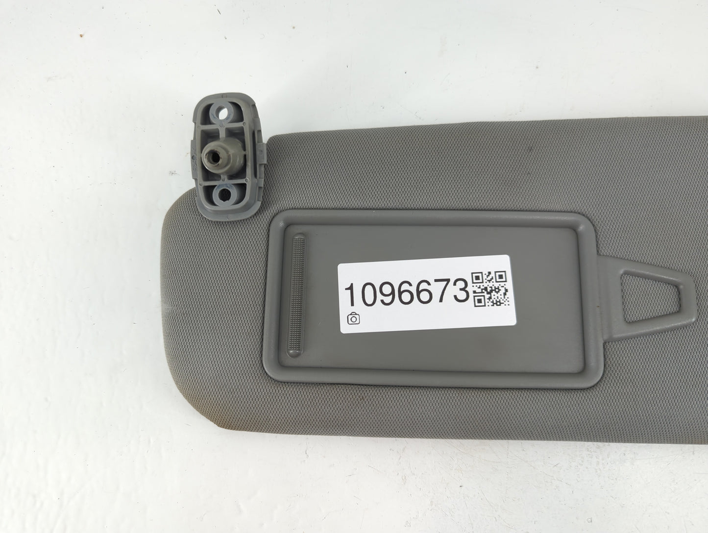 2011-2015 Kia Sorento Sun Visor Shade Replacement Driver Left Mirror Fits Fits 2011 2012 2013 2014 2015 OEM Used Auto Parts 