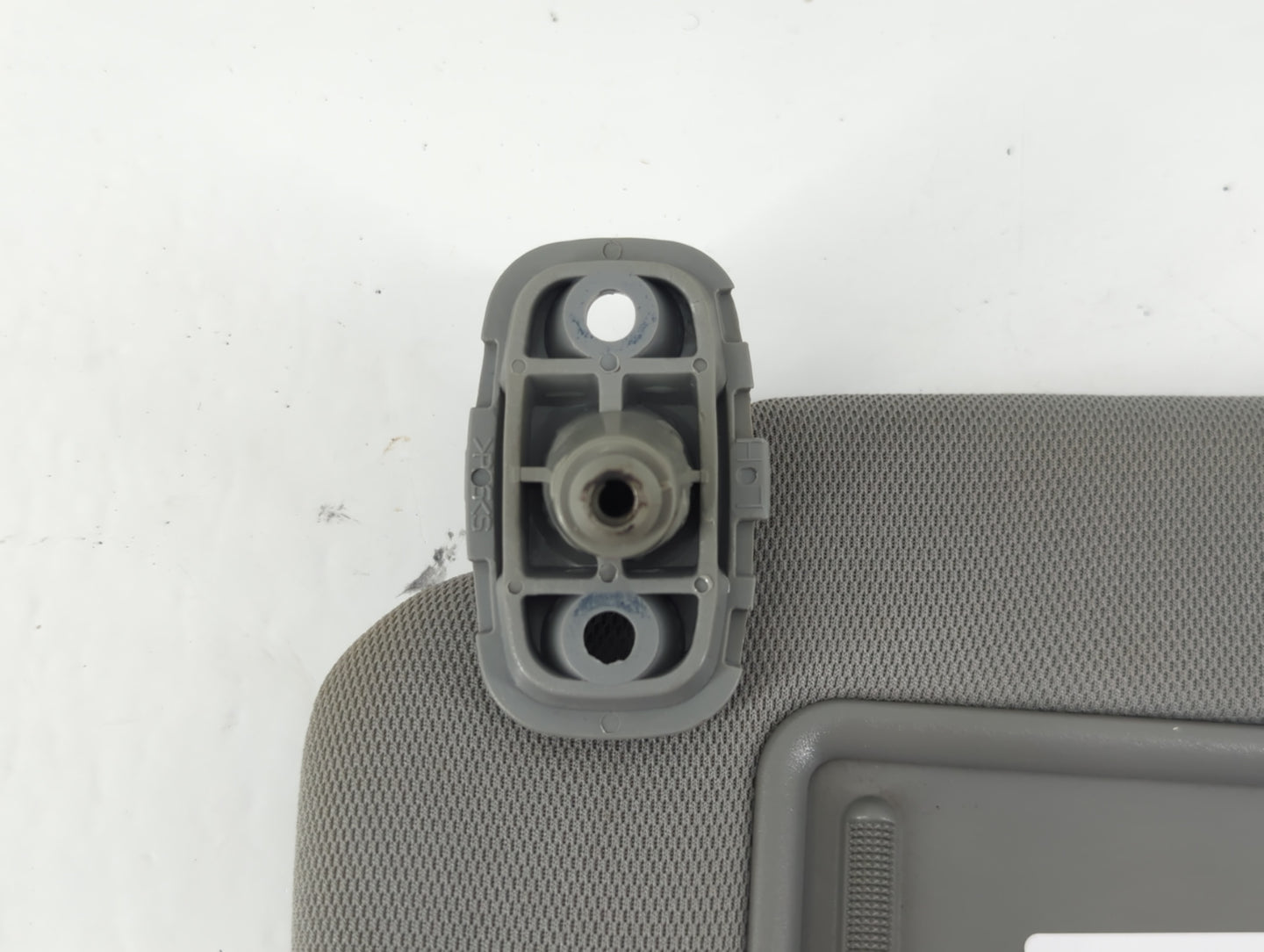 2011-2015 Kia Sorento Sun Visor Shade Replacement Driver Left Mirror Fits Fits 2011 2012 2013 2014 2015 OEM Used Auto Parts 