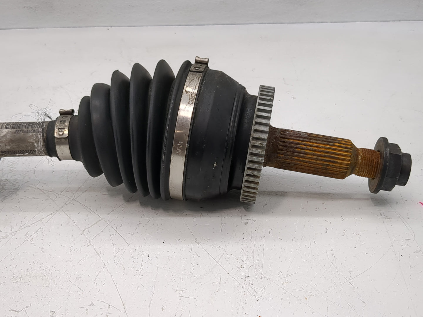 2014-2015 Kia Sorento Axle Shaft Front Driver Cv C/v - Oemusedautoparts1.com