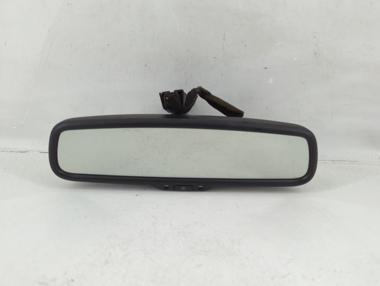2011-2020 Kia Sorento Interior Rear View Mirror Replacement OEM P/N:E11026004 Fits OEM Used Auto Parts - Oemusedautoparts1.c