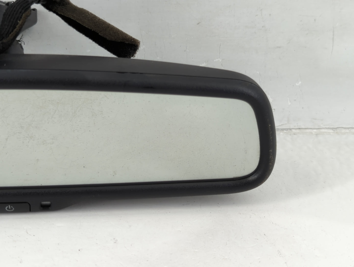 2011-2020 Kia Sorento Interior Rear View Mirror Replacement OEM P/N:E11026004 Fits OEM Used Auto Parts - Oemusedautoparts1.c