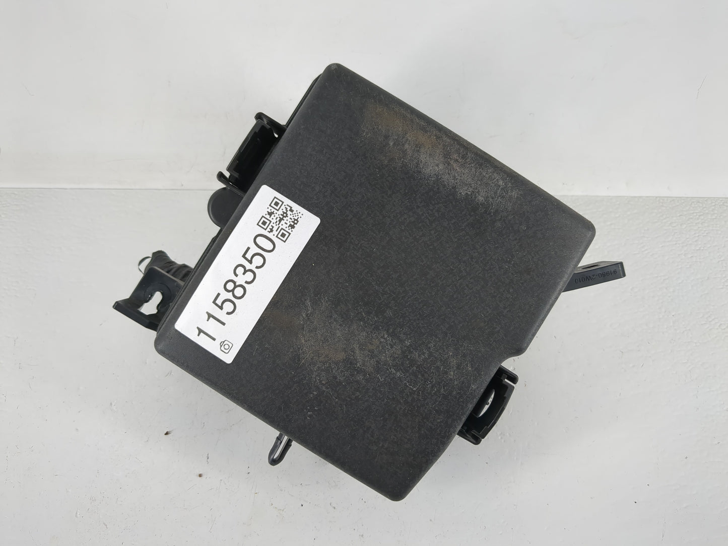 2014-2015 Kia Sorento Fusebox Fuse Box Panel Relay Module P/N:91941-2P520 Fits Fits 2014 2015 OEM Used Auto Parts - Oemuseda