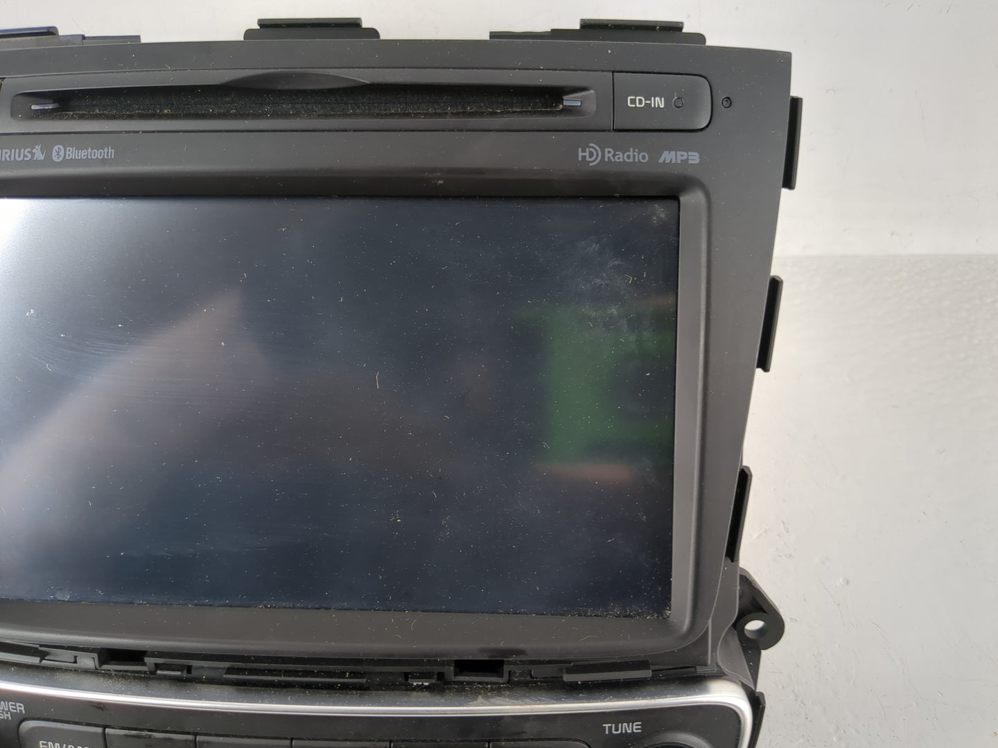 2014 Kia Sorento Radio AM FM Cd Player Receiver Replacement P/N:96560-1UAA1VA Fits OEM Used Auto Parts - Oemusedautoparts1.c