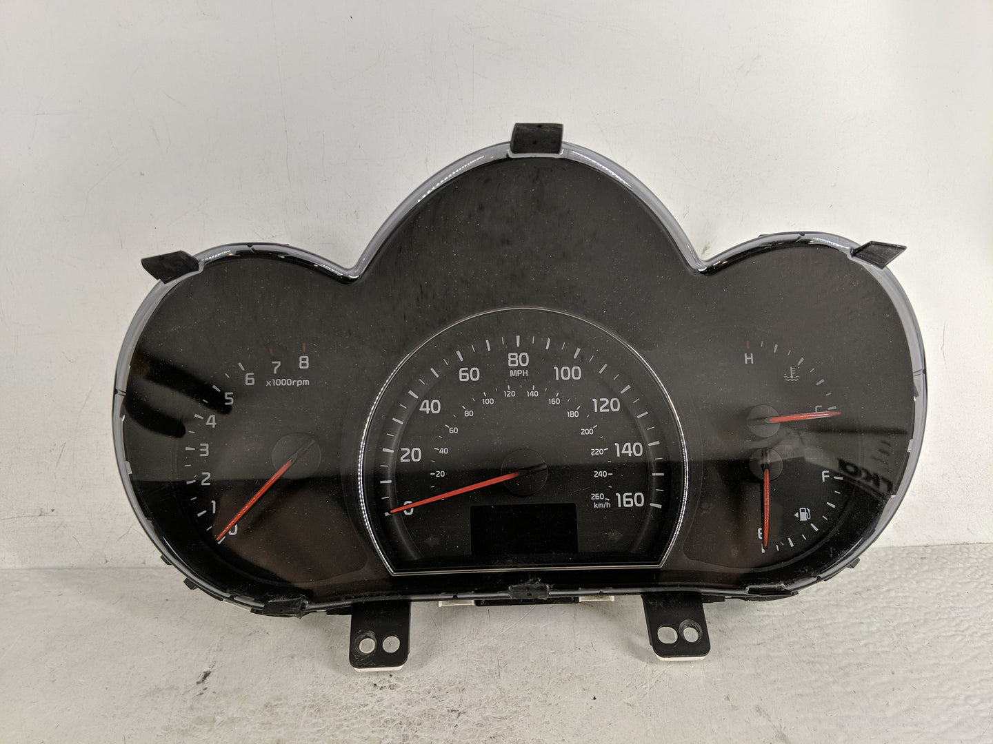 2014-2015 Kia Sorento Instrument Cluster Speedometer Gauges P/N:94004-1U010 Fits Fits 2014 2015 OEM Used Auto Parts - Oemuse