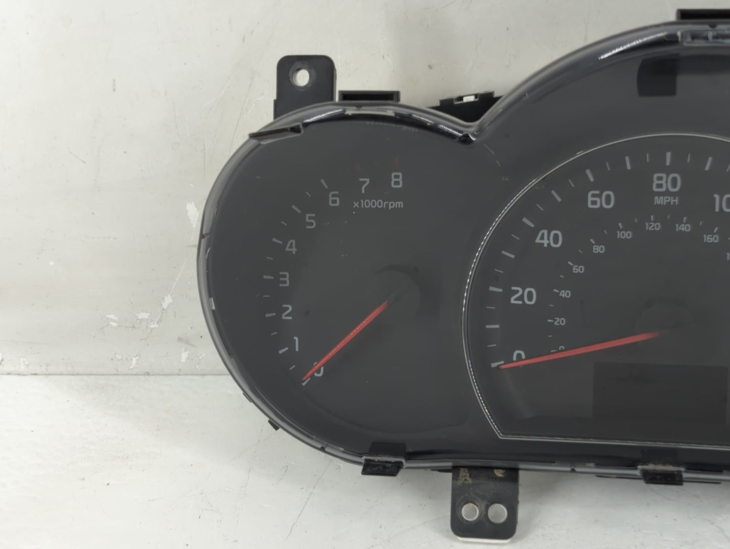 2014-2015 Kia Sorento Instrument Cluster Speedometer Gauges P/N:94004-1U010 Fits Fits 2014 2015 OEM Used Auto Parts - Oemuse