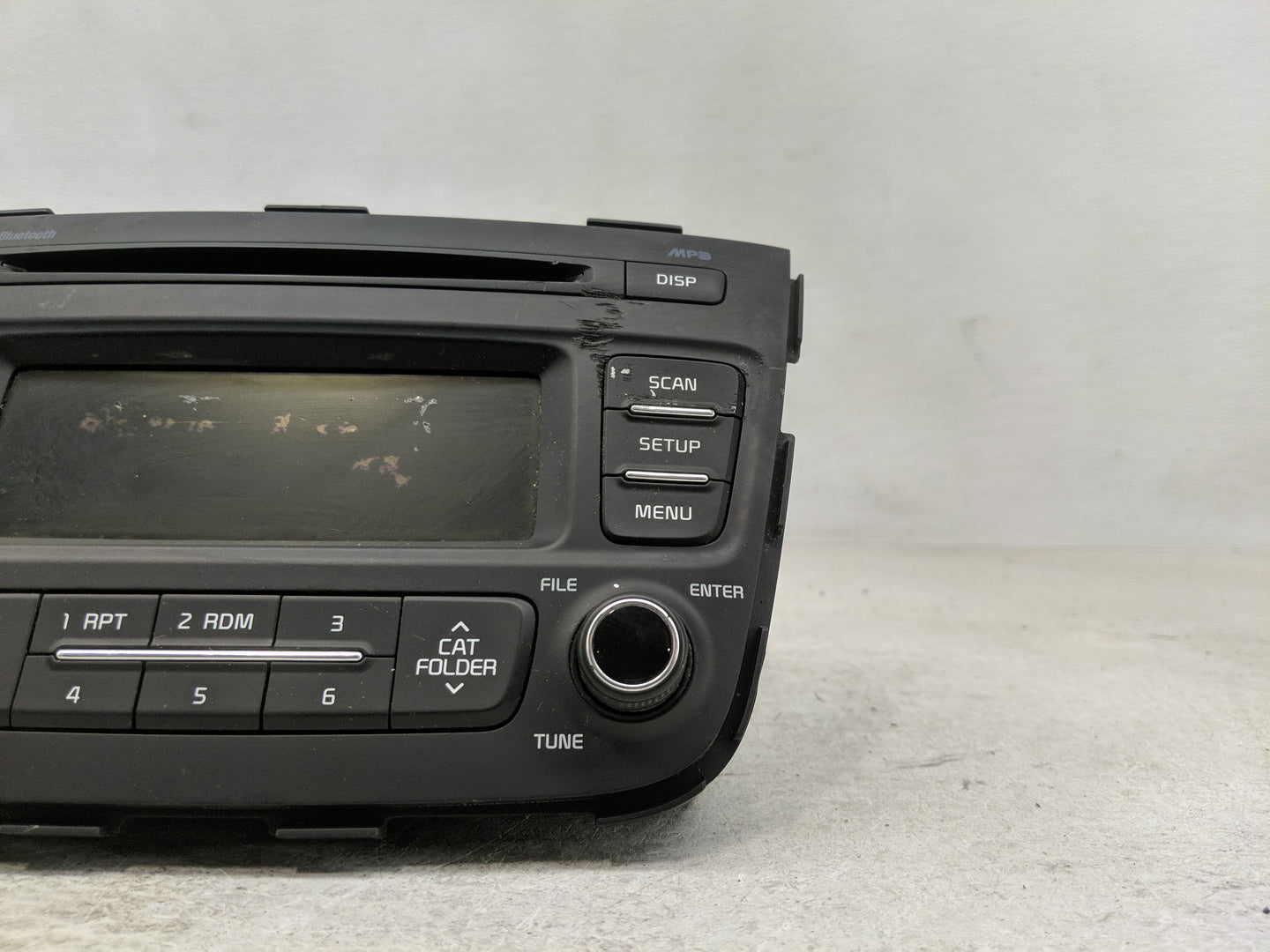 2014-2015 Kia Sorento Radio AM FM Cd Player Receiver Replacement P/N:96170-1UAA0VA Fits Fits 2014 2015 OEM Used Auto Parts -