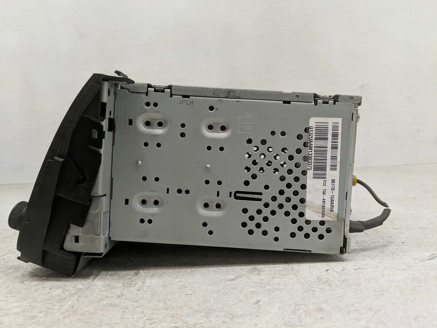 2014-2015 Kia Sorento Radio AM FM Cd Player Receiver Replacement P/N:96170-1UAA0VA Fits Fits 2014 2015 OEM Used Auto Parts -