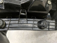 2014-2015 Kia Sorento Tail Light Assembly Passenger Right OEM P/N:92402 1U500 Fits Fits 2014 2015 OEM Used Auto Parts - Oemu