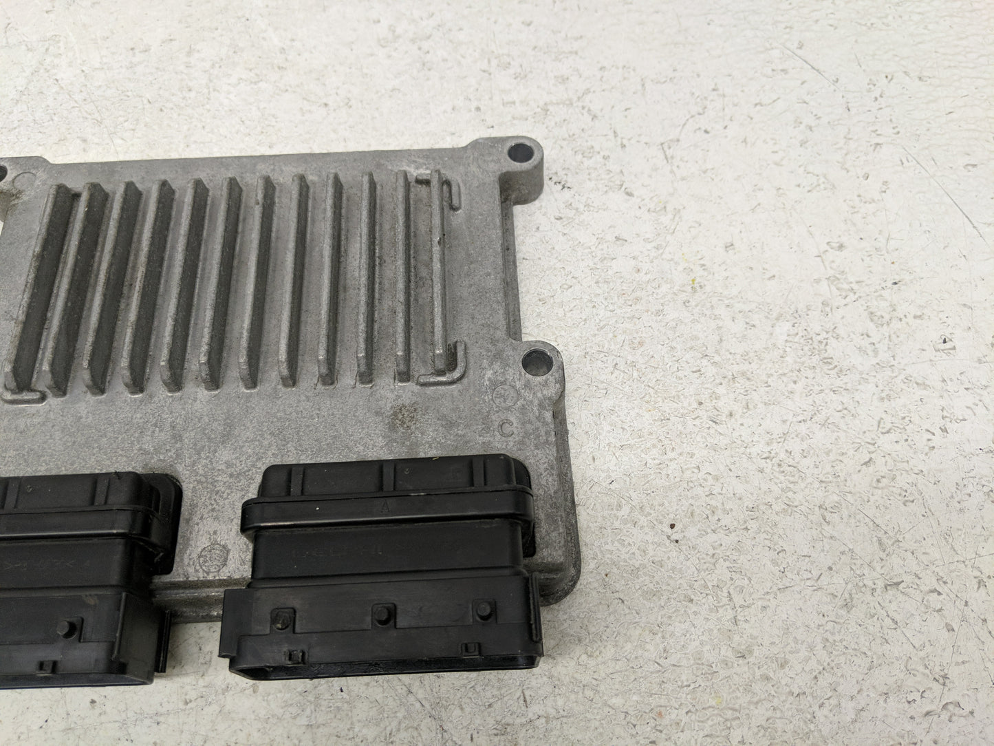 2014 Kia Sorento PCM Engine Control Computer ECU ECM PCU OEM P/N:39110-3CXN0 Fits OEM Used Auto Parts - Oemusedautoparts1.co