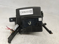 2014-2015 Kia Sorento Fusebox Fuse Box Panel Relay Module P/N:VS912501U252XA Fits Fits 2014 2015 OEM Used Auto Parts - Oemus