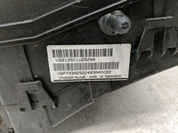 2014-2015 Kia Sorento Fusebox Fuse Box Panel Relay Module P/N:VS912501U252XA Fits Fits 2014 2015 OEM Used Auto Parts - Oemus
