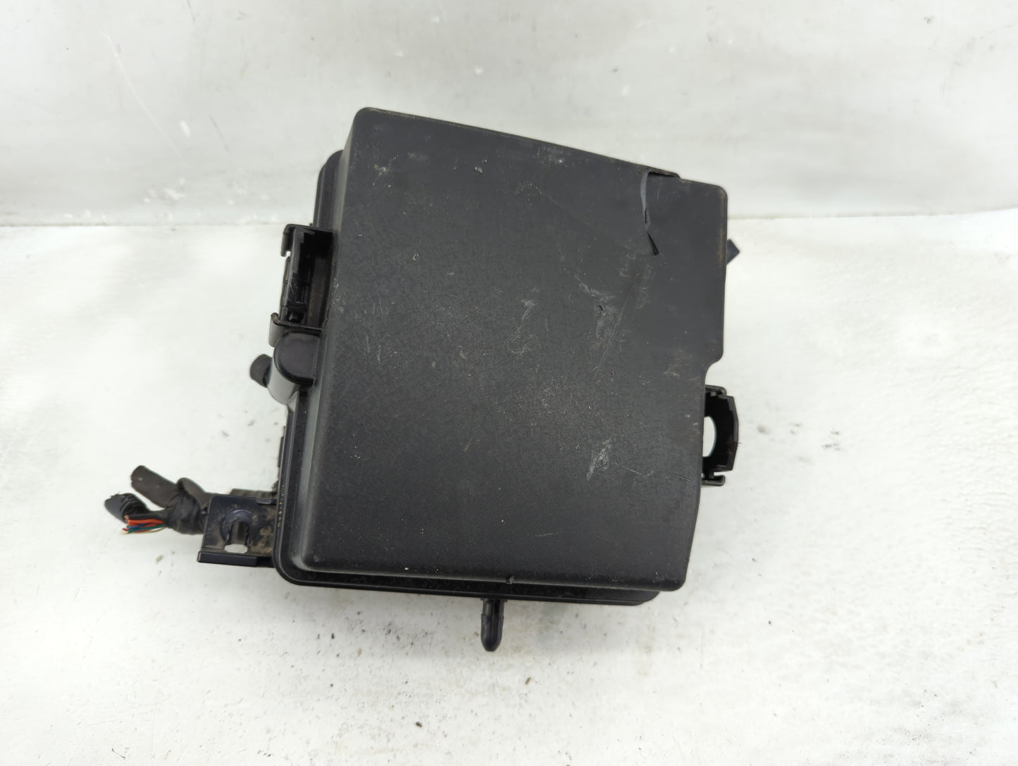2014-2015 Kia Sorento Fusebox Fuse Box Panel Relay Module P/N:91951-3X100 Fits Fits 2014 2015 OEM Used Auto Parts - Oemuseda