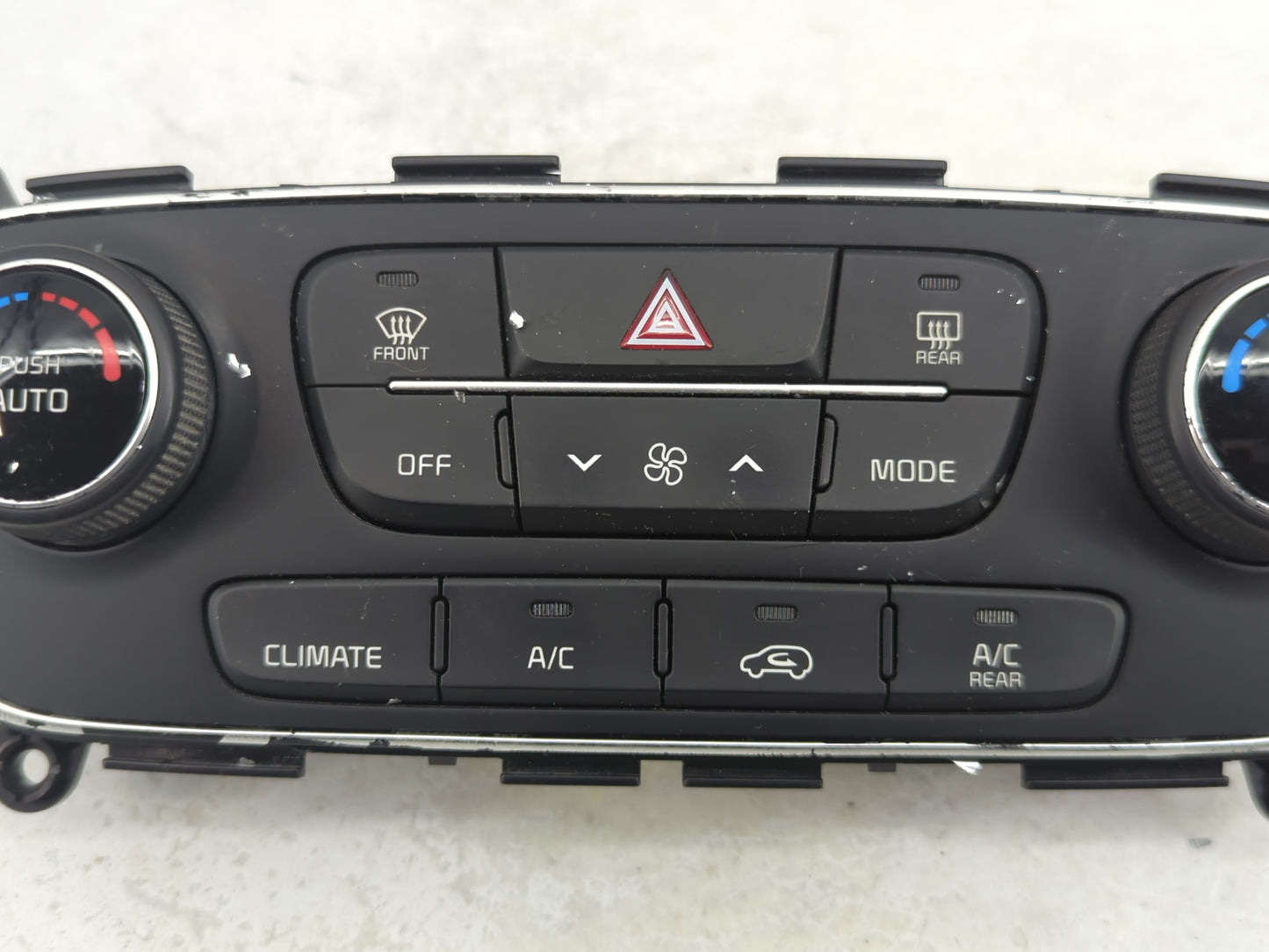 2014-2015 Kia Sorento Climate Control Module Temperature AC/Heater Replacement P/N:972501U585 Fits Fits 2014 2015 OEM Used A