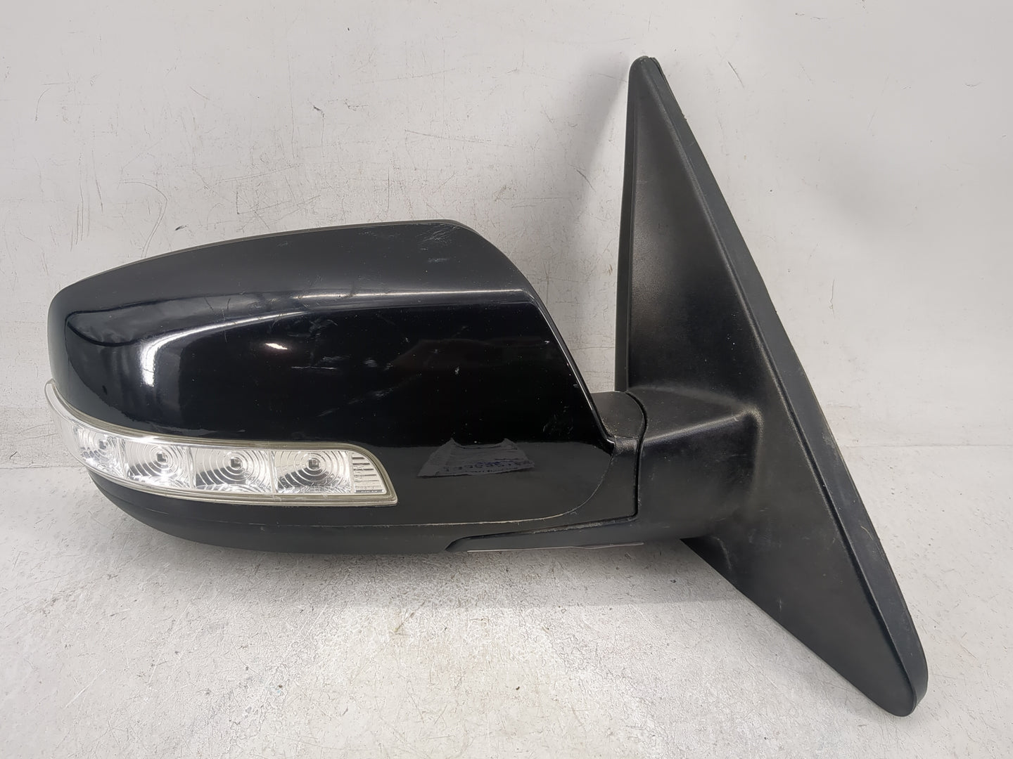 2014-2015 Kia Sorento Passenger Side View Mirror - Right Door Mirror OEM Used - Oemusedautoparts1.com