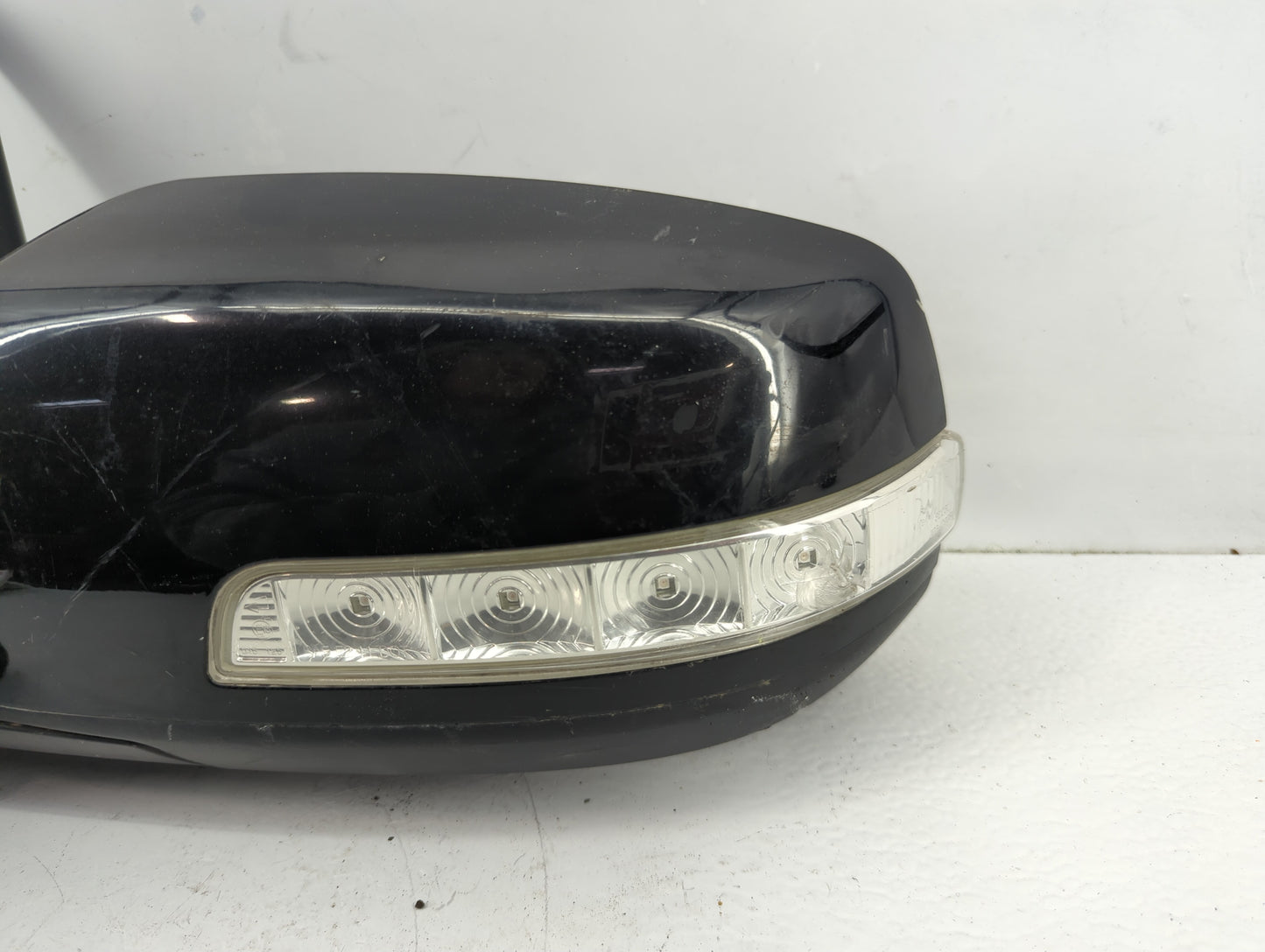 2014-2015 Kia Sorento Driver Side View Mirror - Left Door Mirror OEM Used - Oemusedautoparts1.com