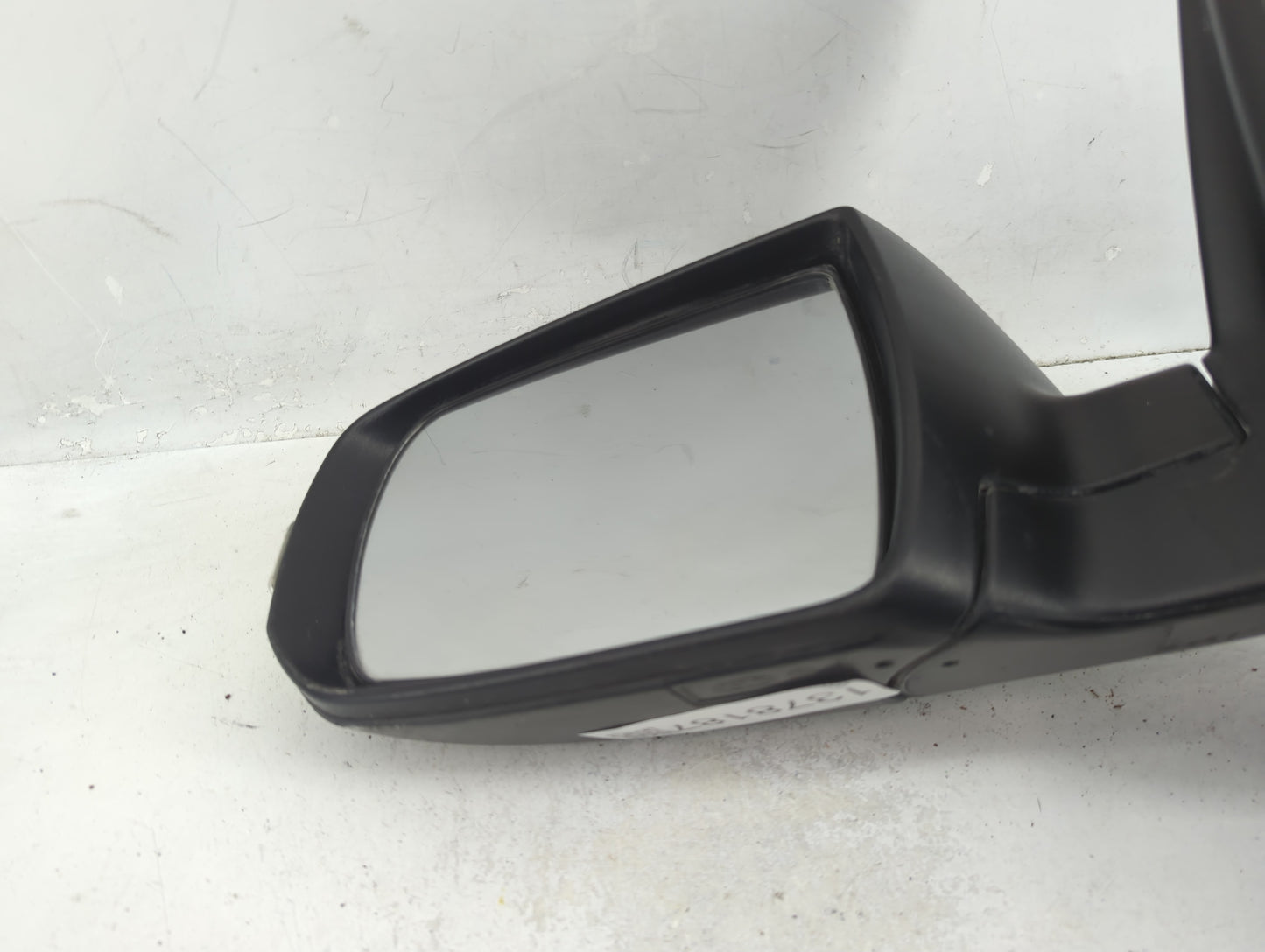 2011-2015 Kia Sorento Driver Side View Mirror - Left Door Mirror OEM Used - Oemusedautoparts1.com