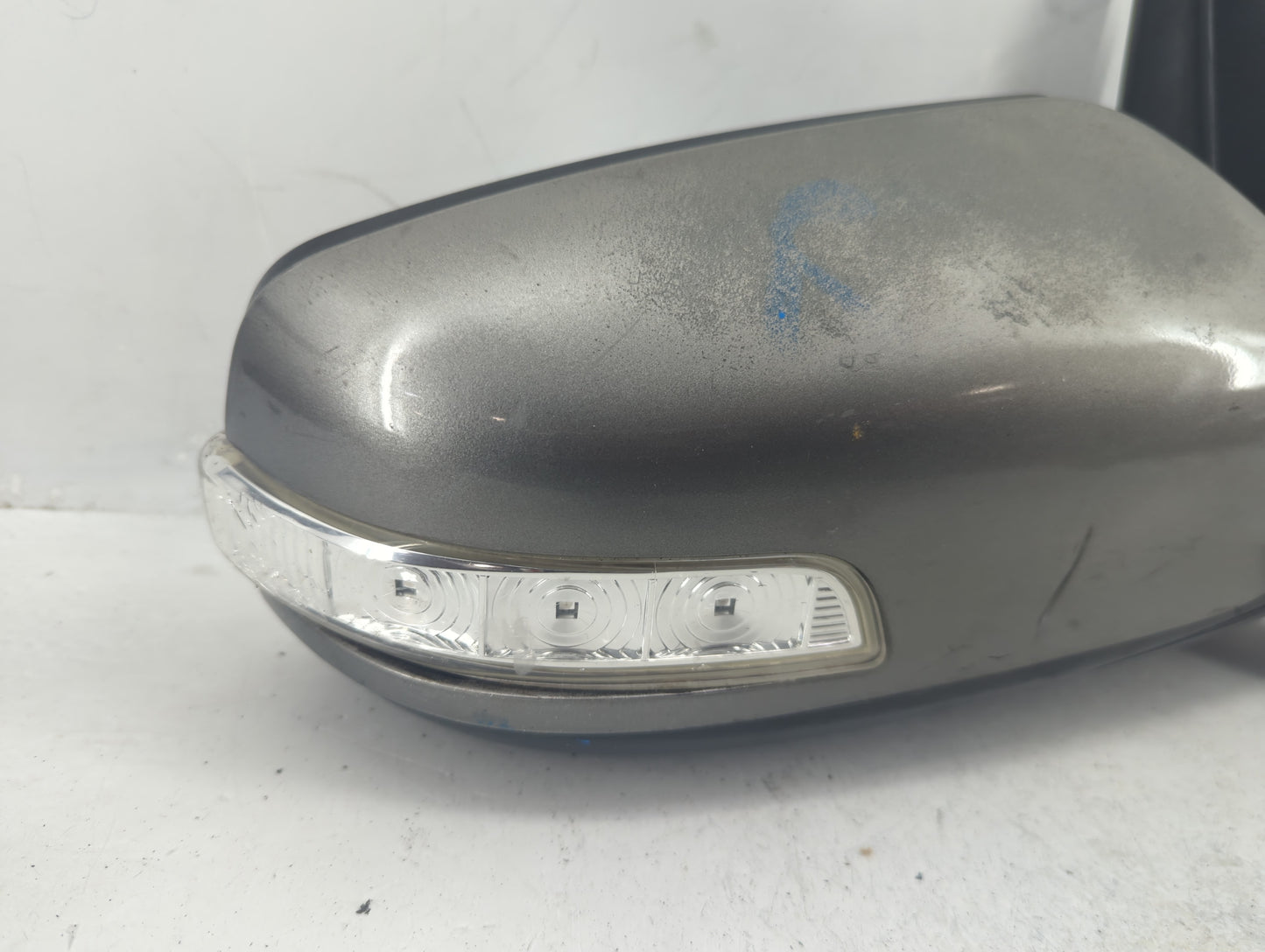 2011-2015 Kia Sorento Passenger Side View Mirror - Right Door Mirror OEM Used - Oemusedautoparts1.com