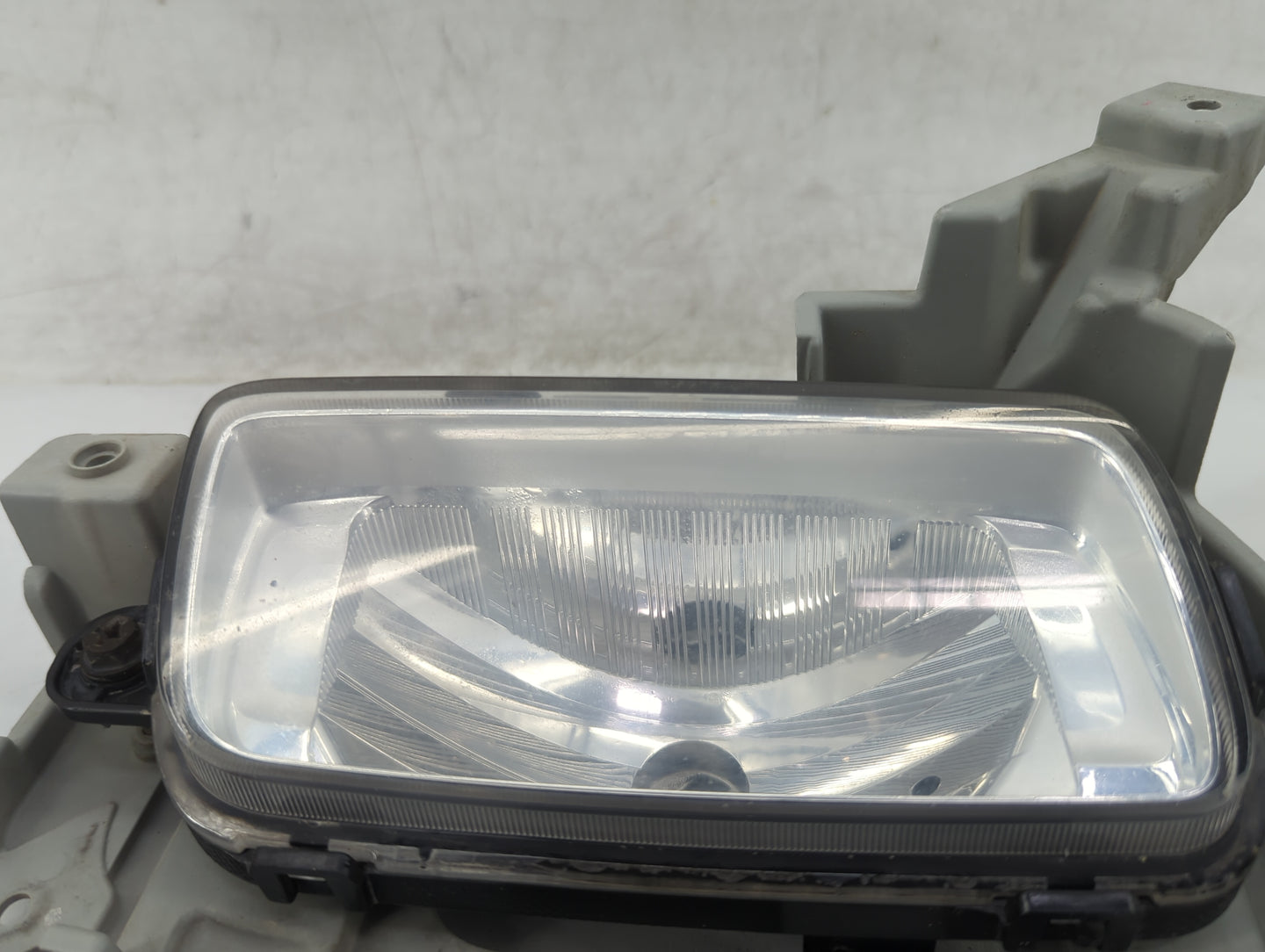 Driver Left Oem Front Light Lamp - Oemusedautoparts1.com