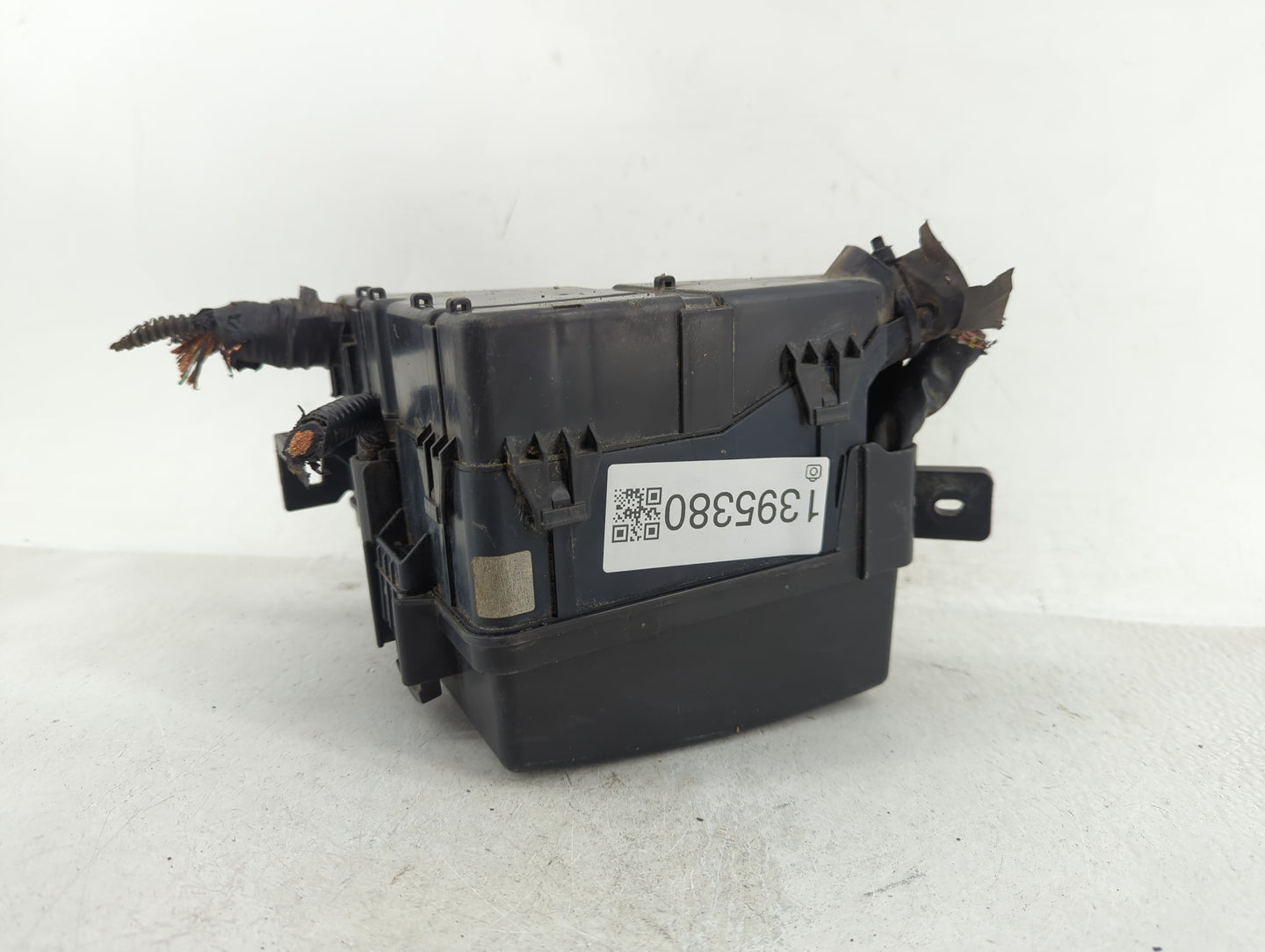 2014-2015 Kia Sorento Fusebox Fuse Box Panel Relay Module Fits Fits 2014 2015 OEM Used Auto Parts - Oemusedautoparts1.com