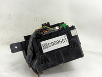 2014-2015 Kia Sorento Fusebox Fuse Box Panel Relay Module P/N:919512W100 Fits Fits 2014 2015 OEM Used Auto Parts - Oemusedau